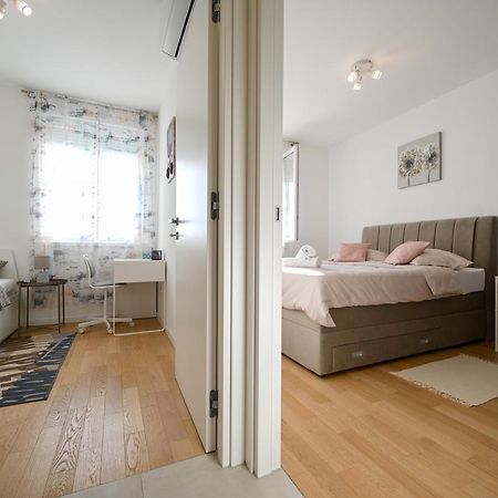 Apartman Lovre Zadar Extérieur photo