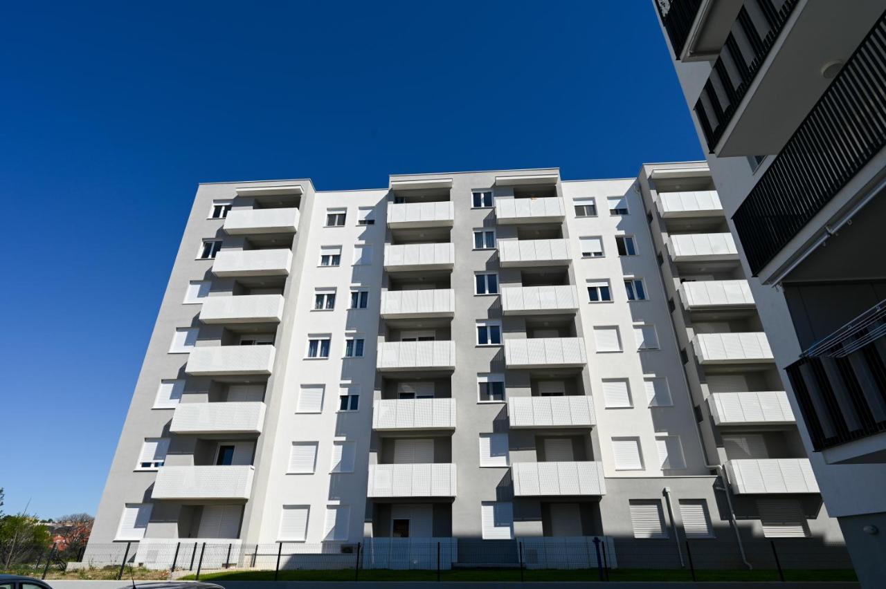 Apartman Lovre Zadar Extérieur photo